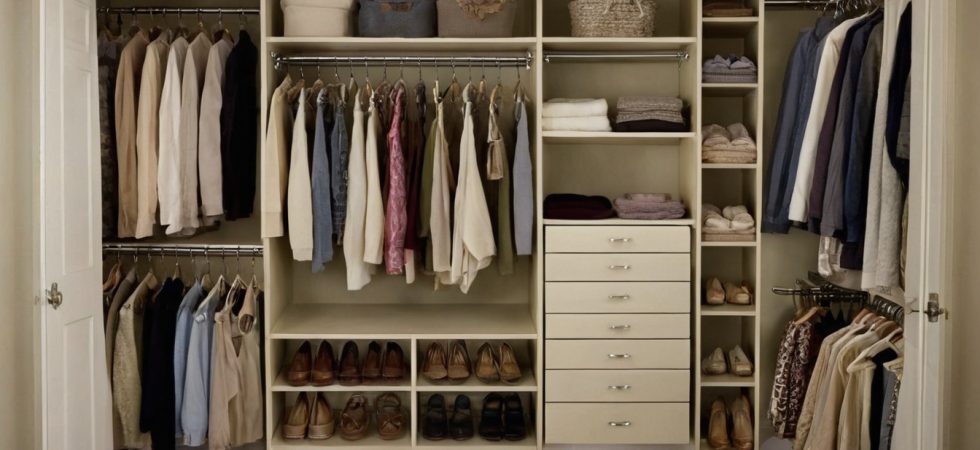 Practical visual for How should a small reach-in closet be measured before choosing an organizer